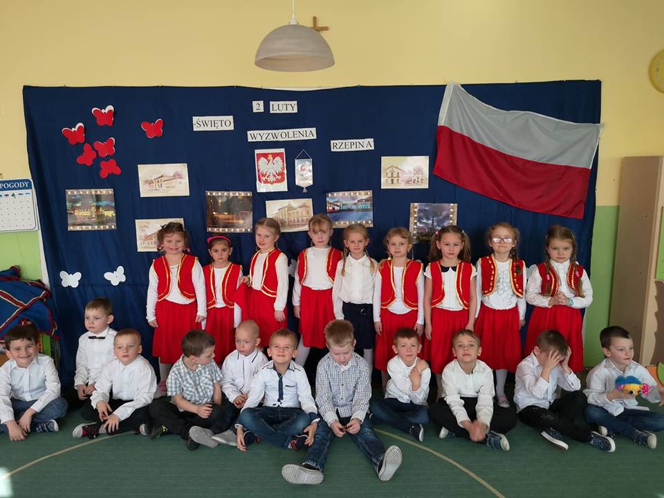 Ilustracja do informacji: Przedszkolaki z Przedszkola Samorządowego nr 2 w Rzepinie świętowały rocznicę wyzwolenie Rzepina!